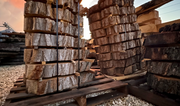 At Wood Ingenuity, we specialize in custom woodworking, interior design, and kitchen and bath remodeling—all under one roof.